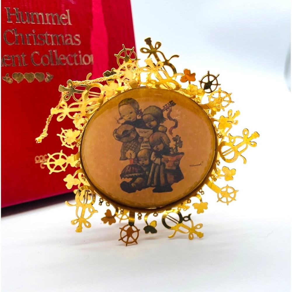 Hummel Girls Ensemble Ornament Gold Christmas - Picture 2 of 3